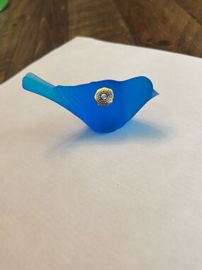 Vintage Westmoreland Glass Bluebird of Happiness
